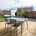 別荘 Maison Confortable, Terrasse Et Jardin A