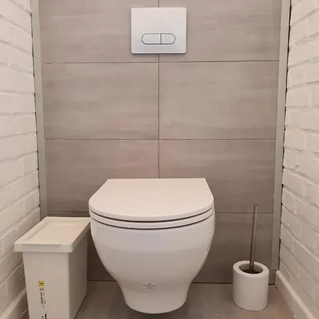 Maison Confortable, Terrasse Et Jardin à Hébergement de vacances *