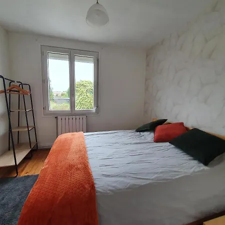 Maison Confortable, Terrasse Et Jardin à * Amiens