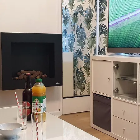 Hébergement de vacances Maison Confortable, Terrasse Et Jardin à