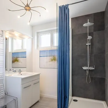 Maison Confortable, Terrasse Et Jardin à Hébergement de vacances