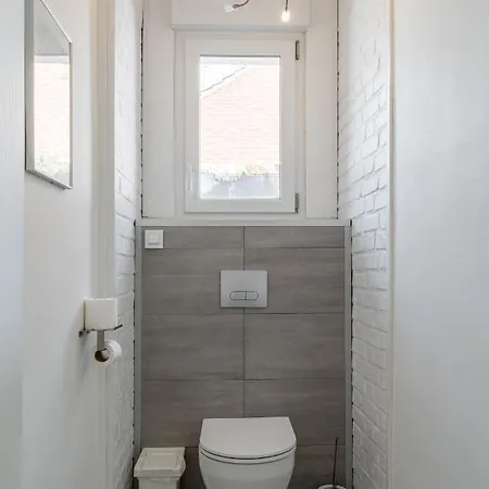 Hébergement de vacances Maison Confortable, Terrasse Et Jardin à