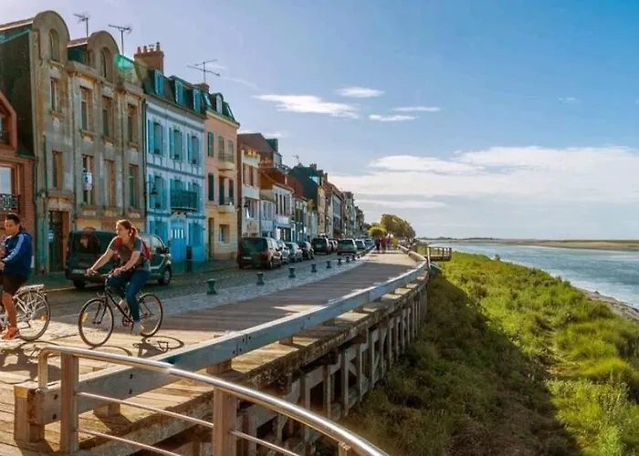 Ferienhaus Maison Confortable, Terrasse Et Jardin A *