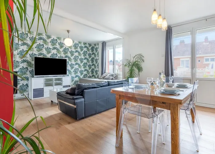 Maison Confortable, Terrasse Et Jardin A Ferienhaus Amiens